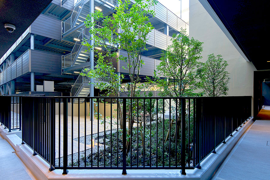 レ・ジェイドつくば Station Front